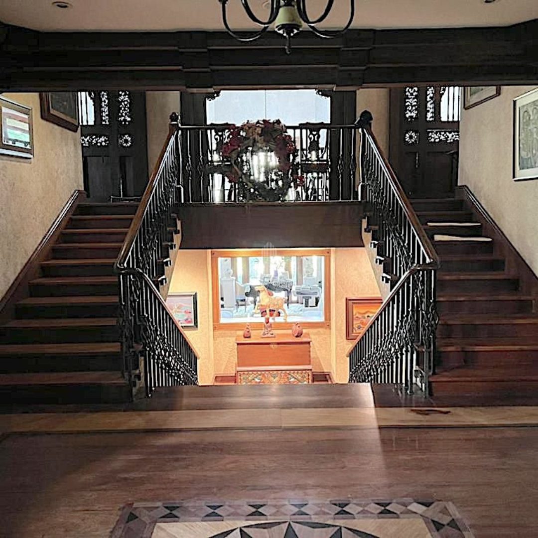 Ayala-Alabang-Village-Muntinlupa-City-Golf-View-Mansion-with-Pool-for-Sale-7.