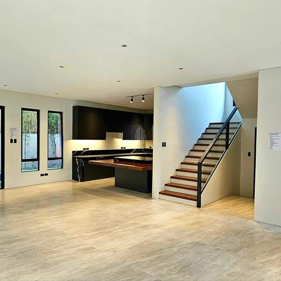Brand-New-House-with-Pool-For-Sale-in-BF-Homes-Las-Pinas-City