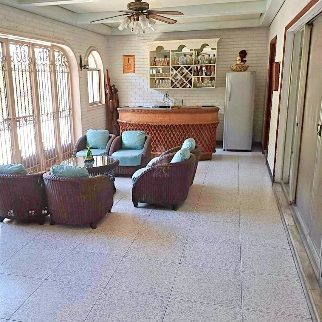 Corinthian-Gardens-Quezon-City-2-Storey-House-for-Sale-2