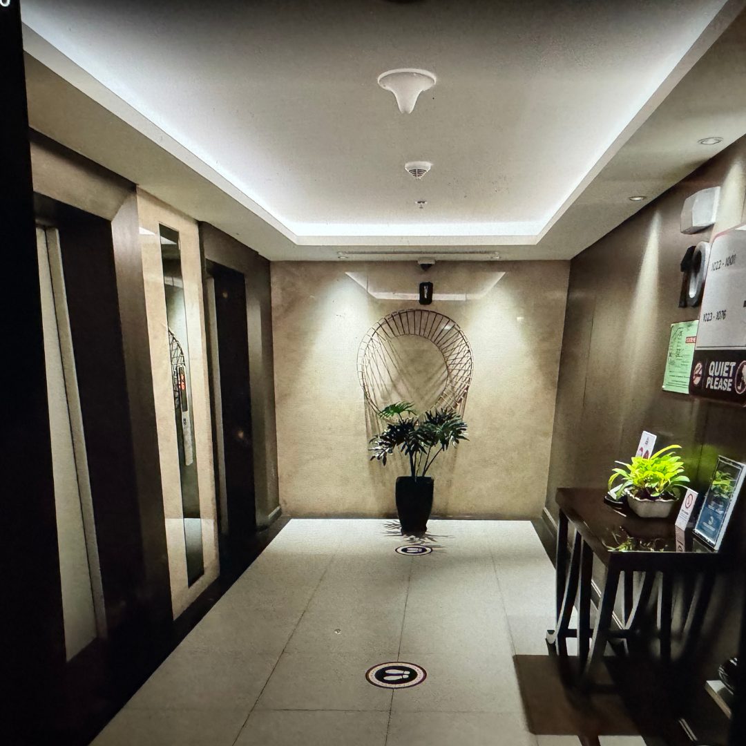 Fully-furnished-Unit-For-Sale-in-Savoy-Hotel-Manila-Pasay-6.