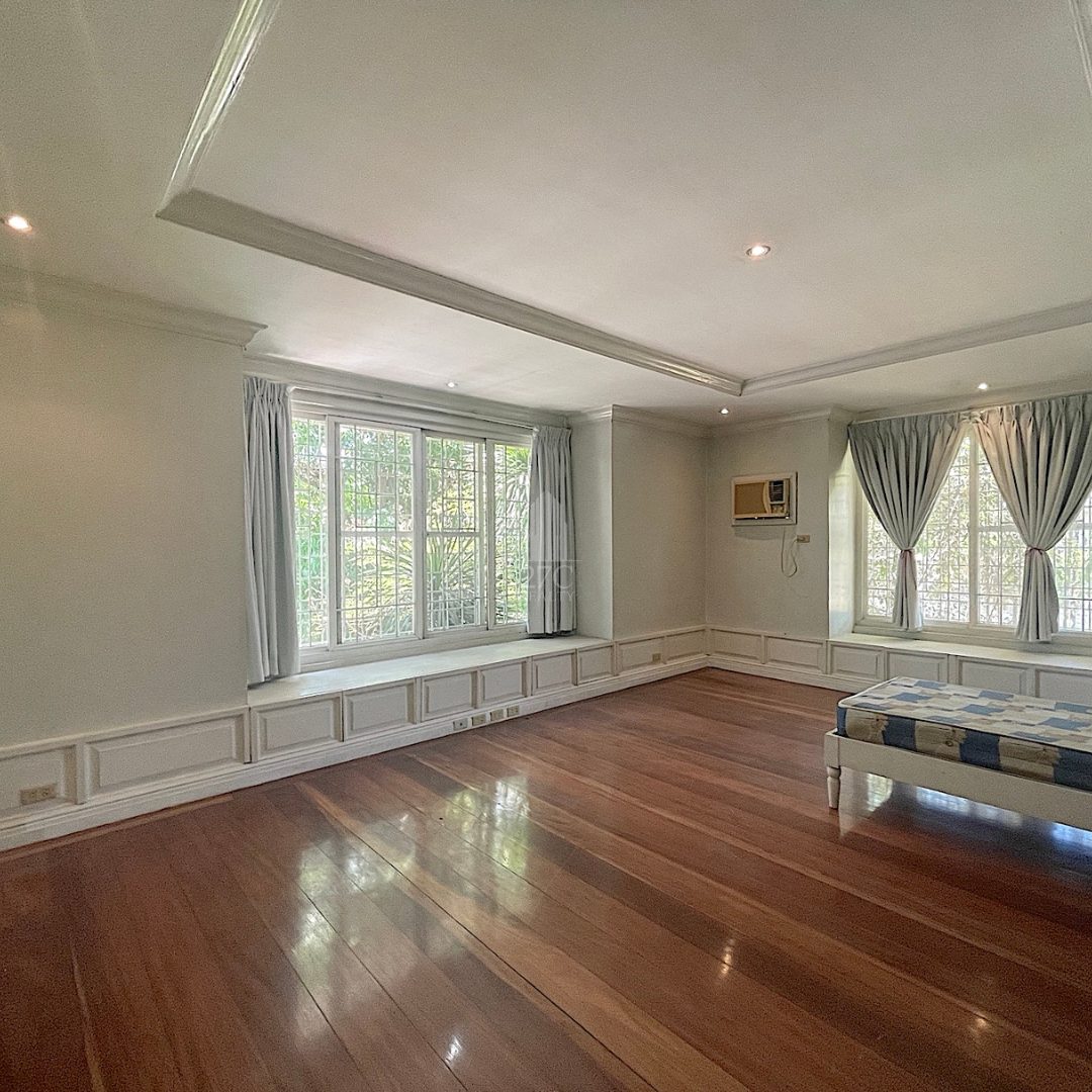 Valle-Verde-6-Pasig-City-Elegant-Spacious-House-for-Sale-4.