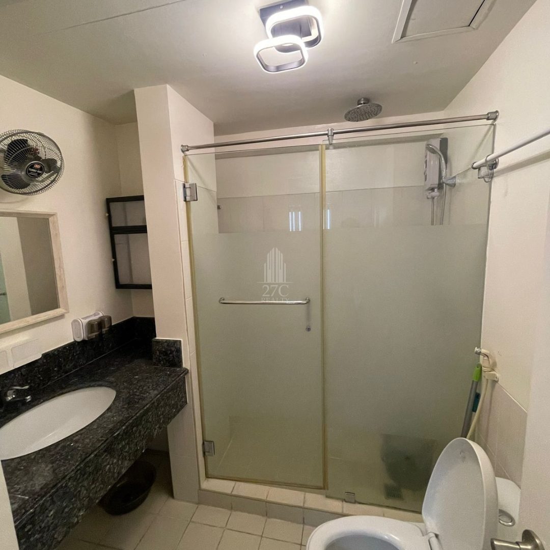 Fully-furnished-2BR-Unit-For-Sale-in-Iris-Tower-Tivoli-Garden-Residences-2