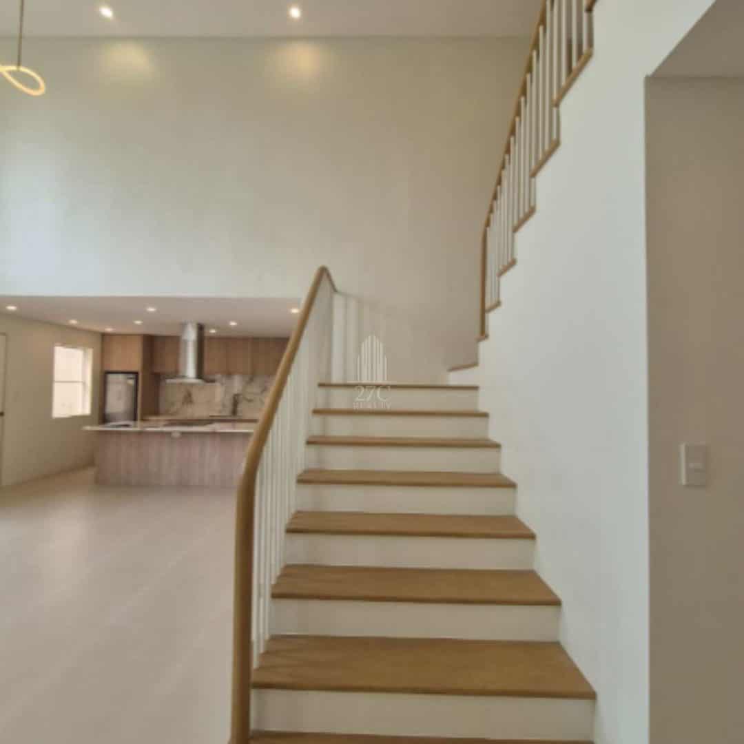 Newly-Renovated-House-with-Fool-For-Sale-in-Hillsborough-Alabang