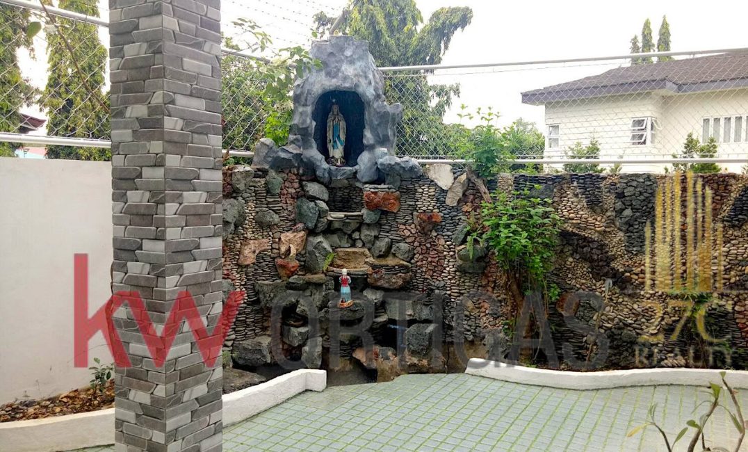 House-for-Sale-in-Hillsborough-Alabang-Muntinlupa-City