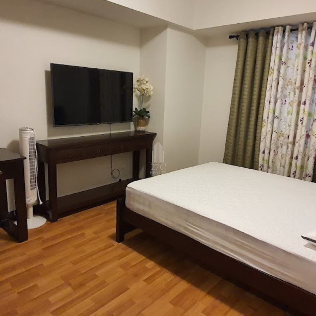 Nice-2BR-Unit-For-Rent-in-Aston-Two-Serendra-Taguig-