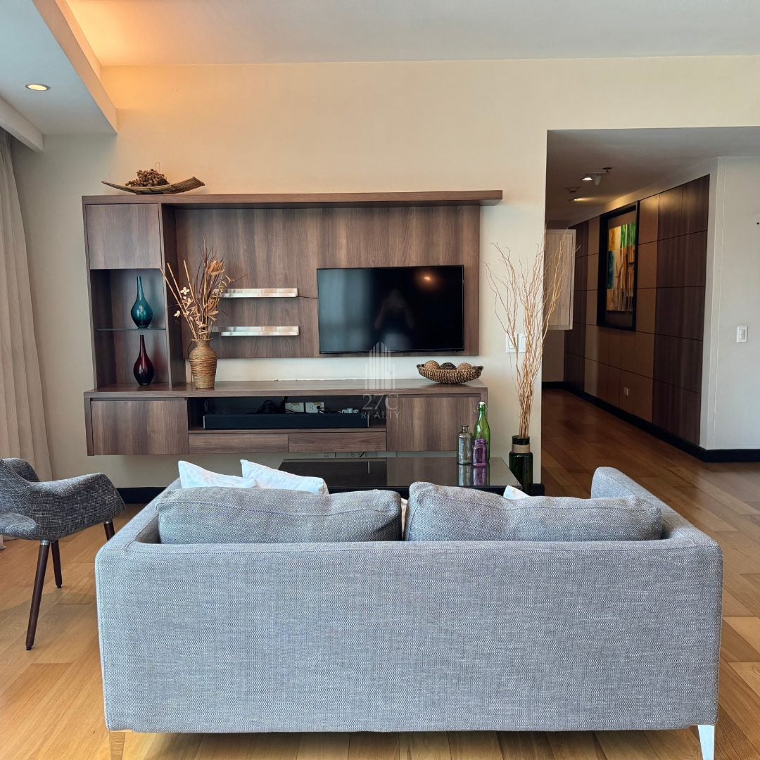 Spacious-2BR-Unit-for-Lease-at-The-Residences-At-Greenbelt-Makati-