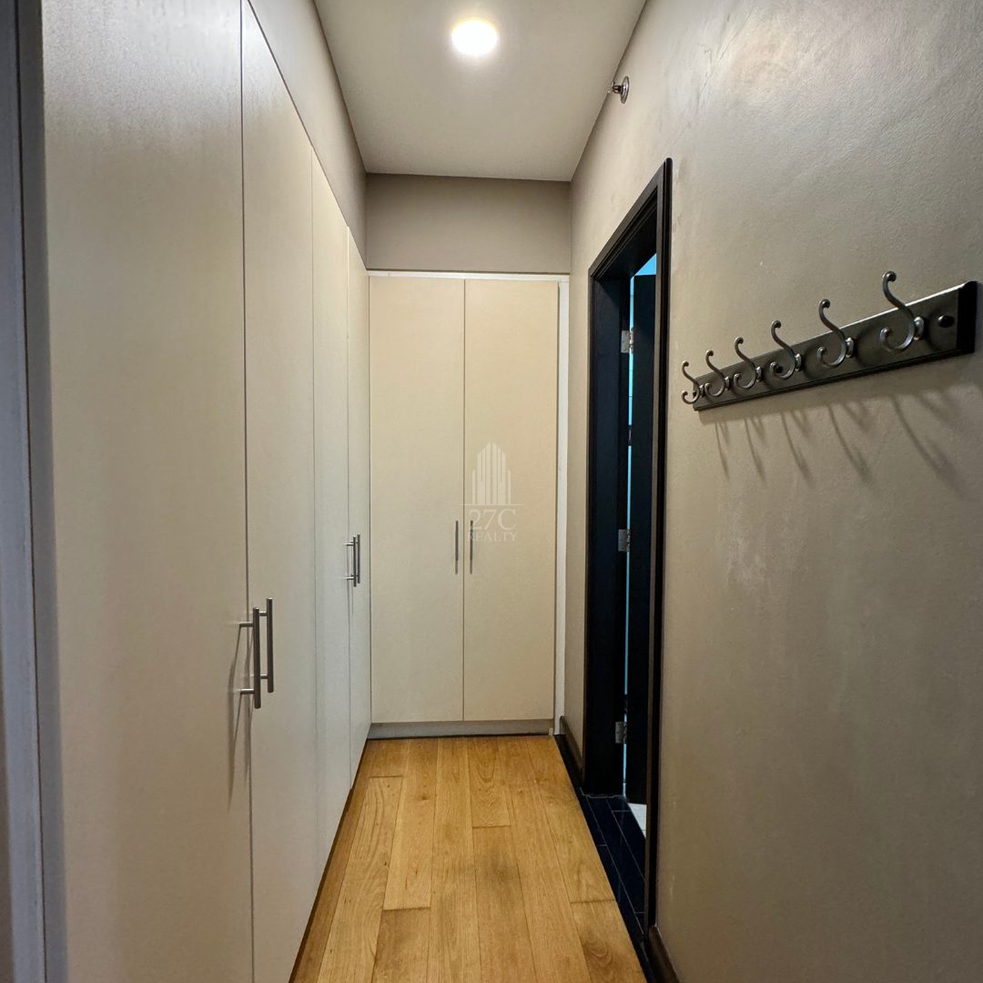 Spacious-2BR-Unit-for-Lease-at-The-Residences-At-Greenbelt-Makati-
